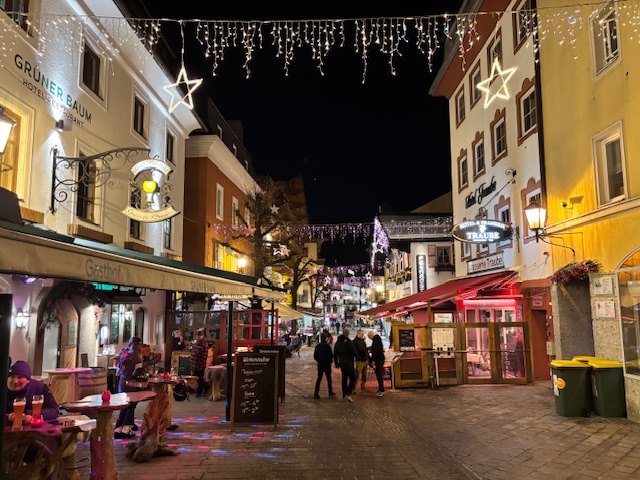 Zell am See by er en hyggelig og charmerende by. (Foto: Ferieogborn.dk)